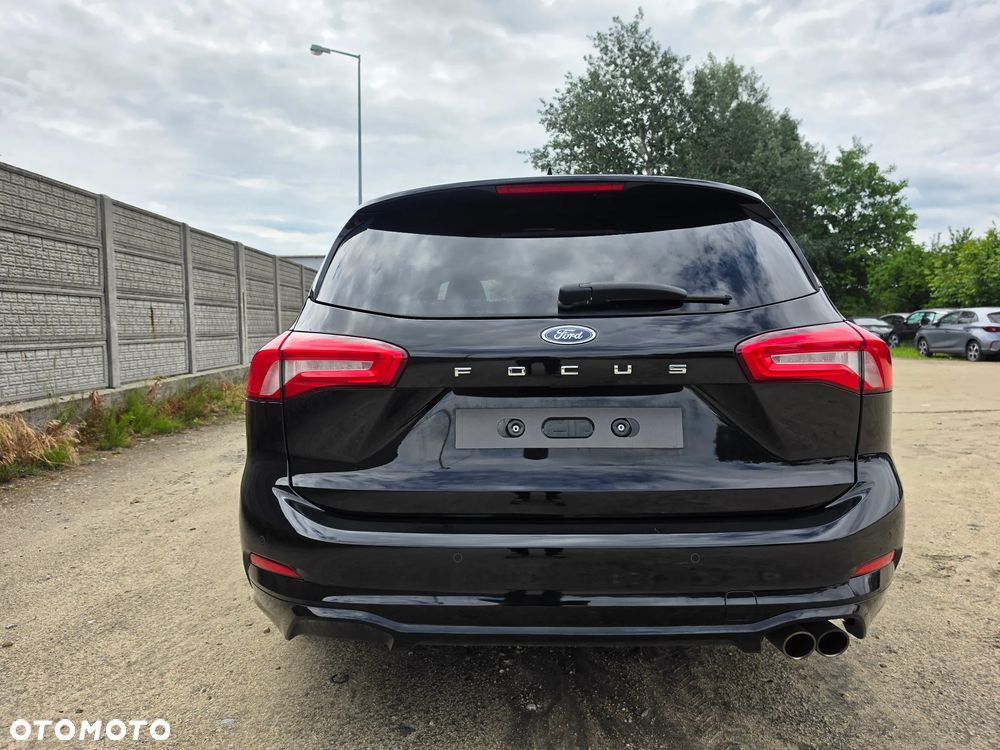 Ford Focus 1.0 EcoBoost STart-Stopp-System ST-LINE X - 17