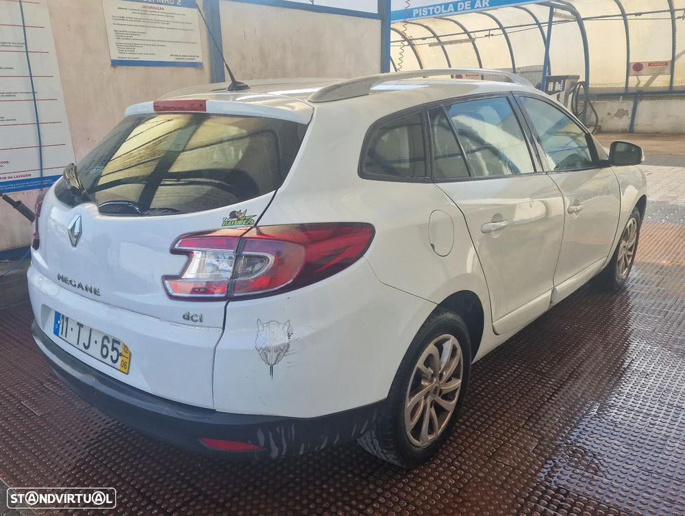 Renault Mégane Sport Tourer ENERGY dCi 130 Start & Stopp Bose Edition - 6