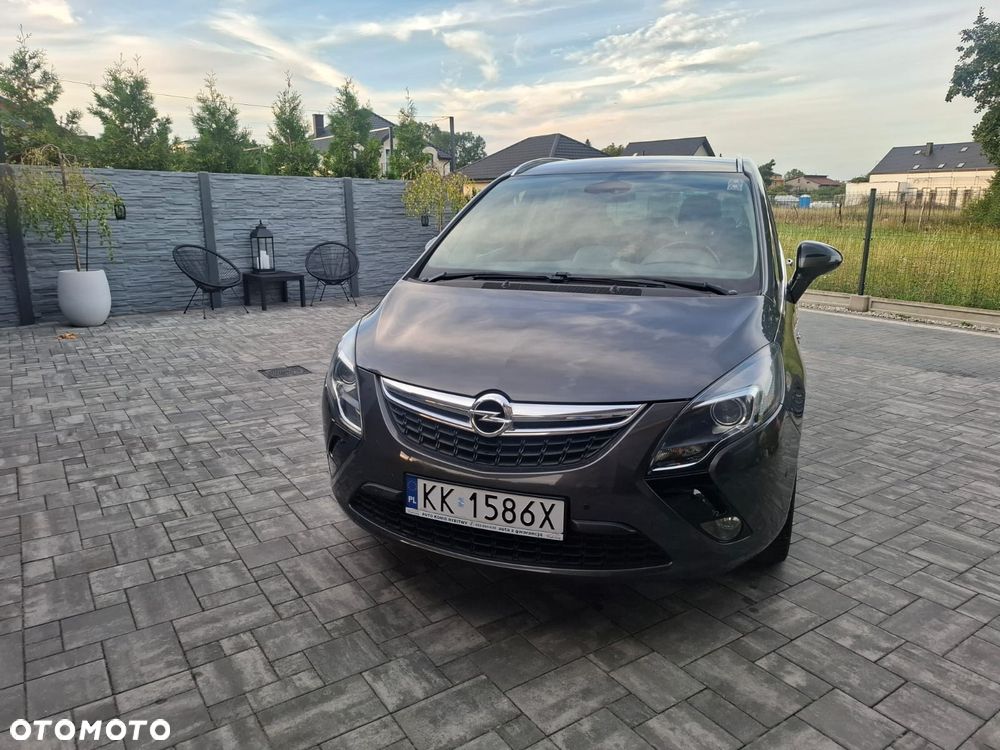 Opel Zafira 1.4 T Cosmo EcoFLEX S&S EU6 - 18