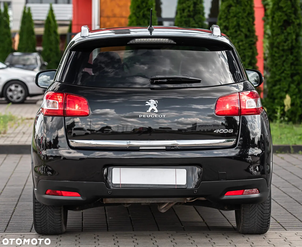 Peugeot 4008 - 11
