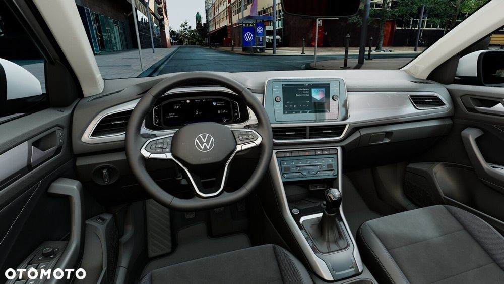 Volkswagen T-Roc - 13