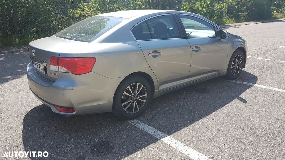 Toyota Avensis 2.0 D-4D Elegance - 4