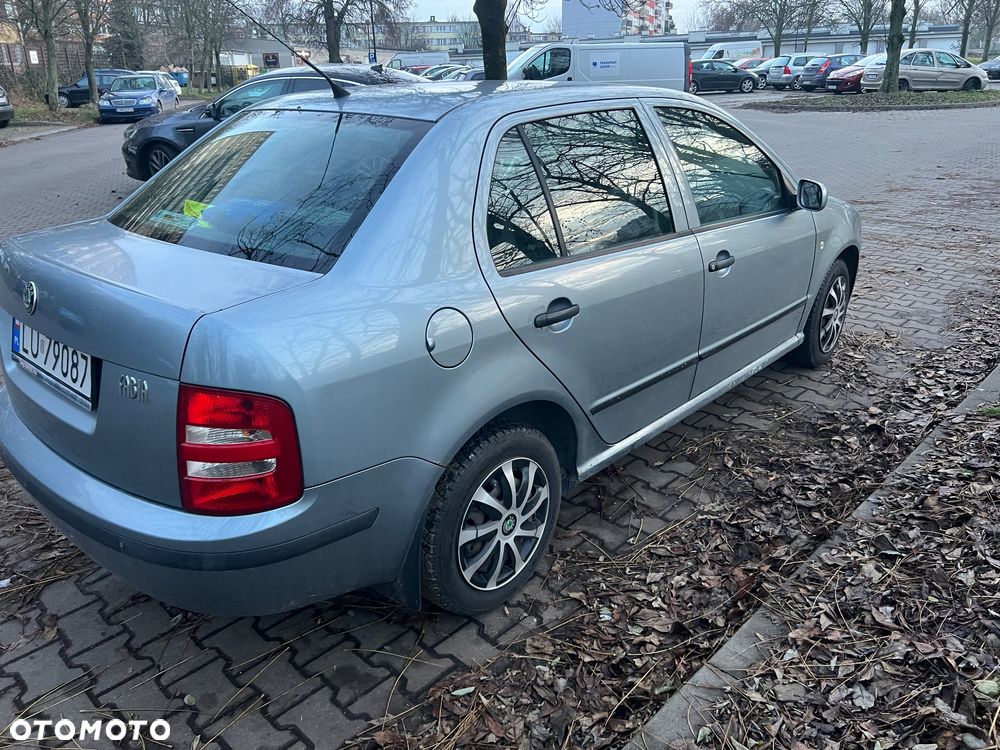 Skoda Fabia 1.4 16V Ambiente + - 3