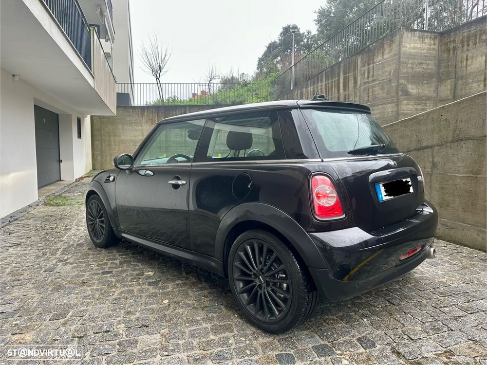 MINI 3 Portas Cooper D - 3