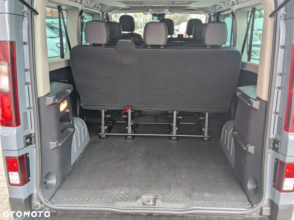 Renault Trafic - 18