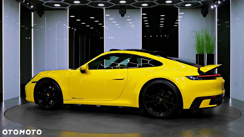 Porsche 911 Carrera S - 9