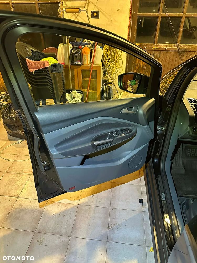 Ford C-MAX 2.0 TDCi Titanium - 9