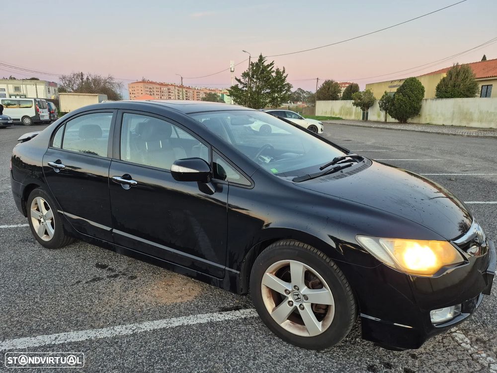 Honda Civic 1.8 ES - 2