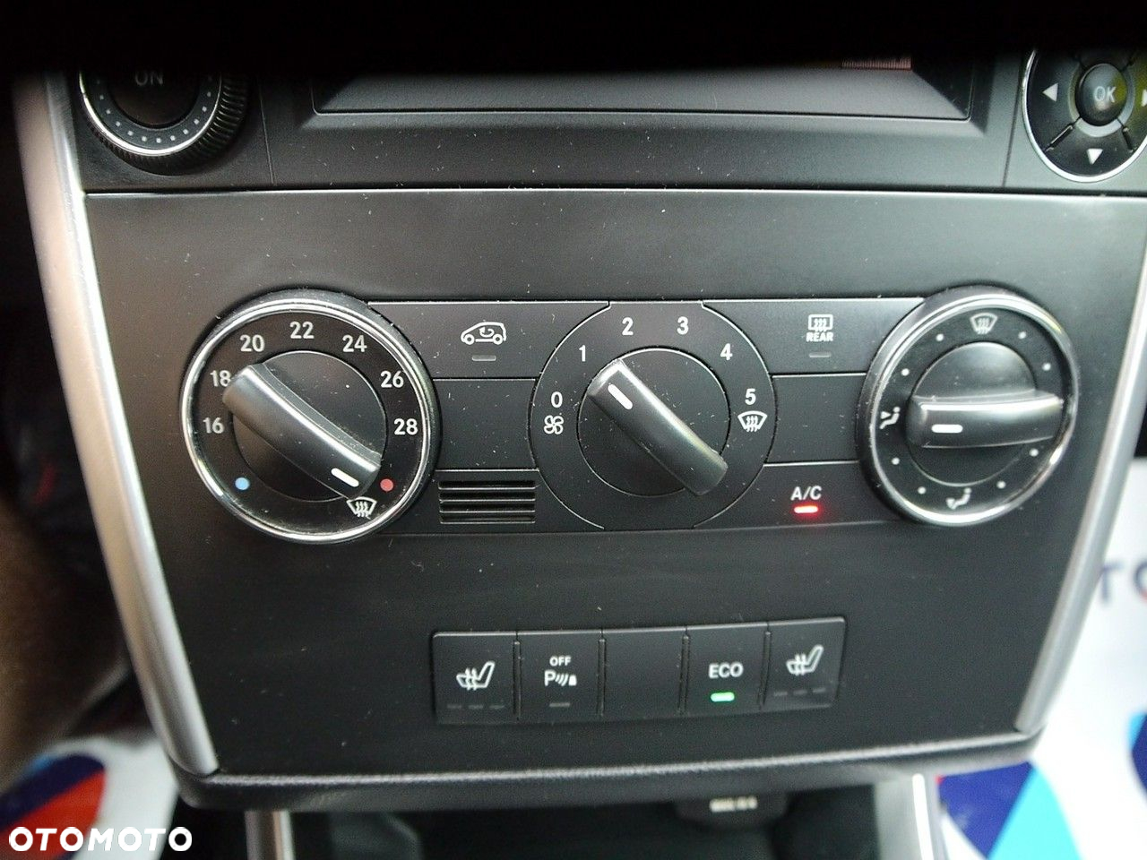 Mercedes-Benz Klasa B 180 BlueEFFICIENCY SPORT EDITION - 19
