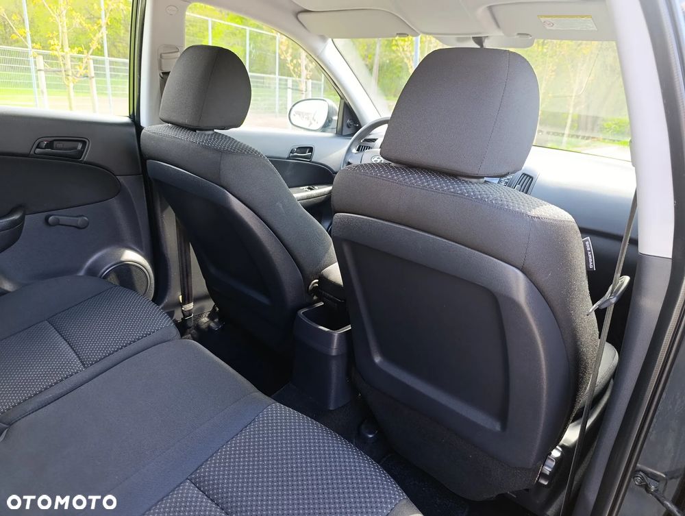 Hyundai i30 1.6 CRDi Comfort - 18