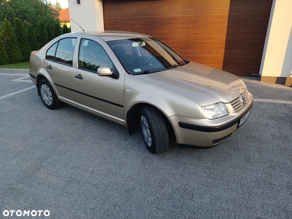Volkswagen Bora 1.9 TDI - 1