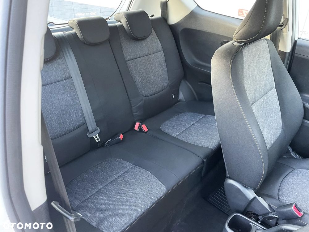 Kia Picanto 1.0 L - 10