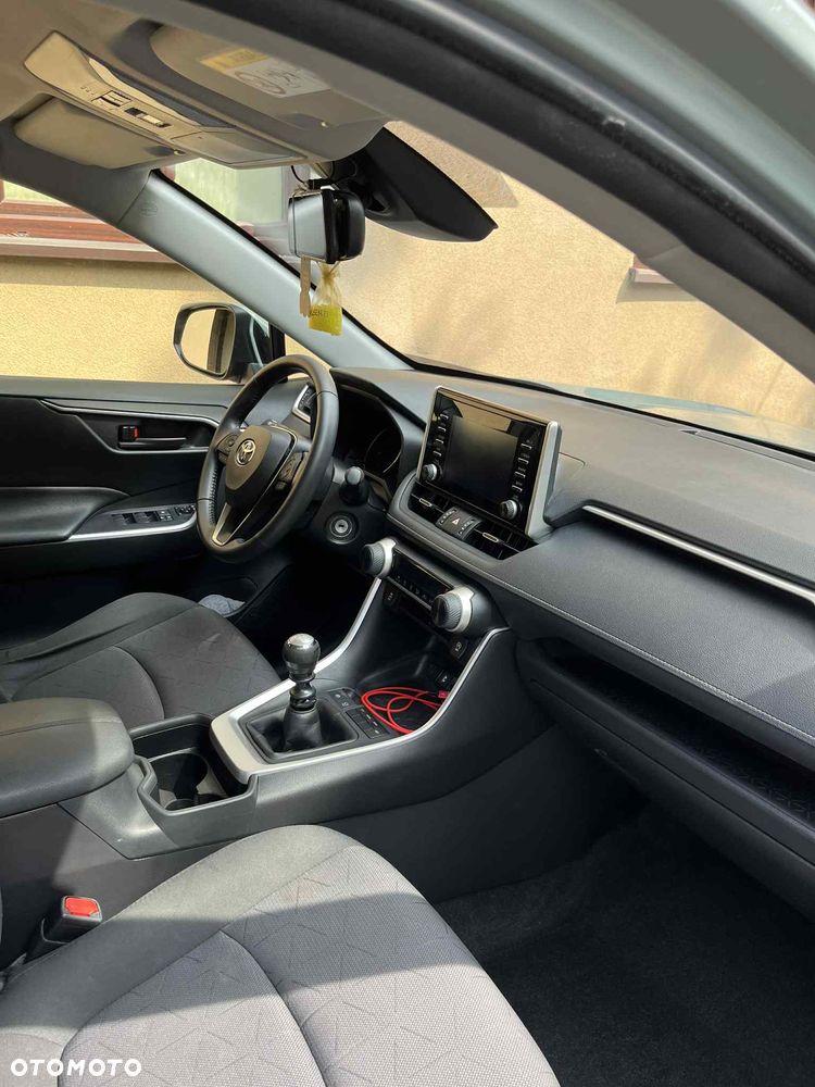 Toyota RAV4 2.0 Active 4x2 - 17