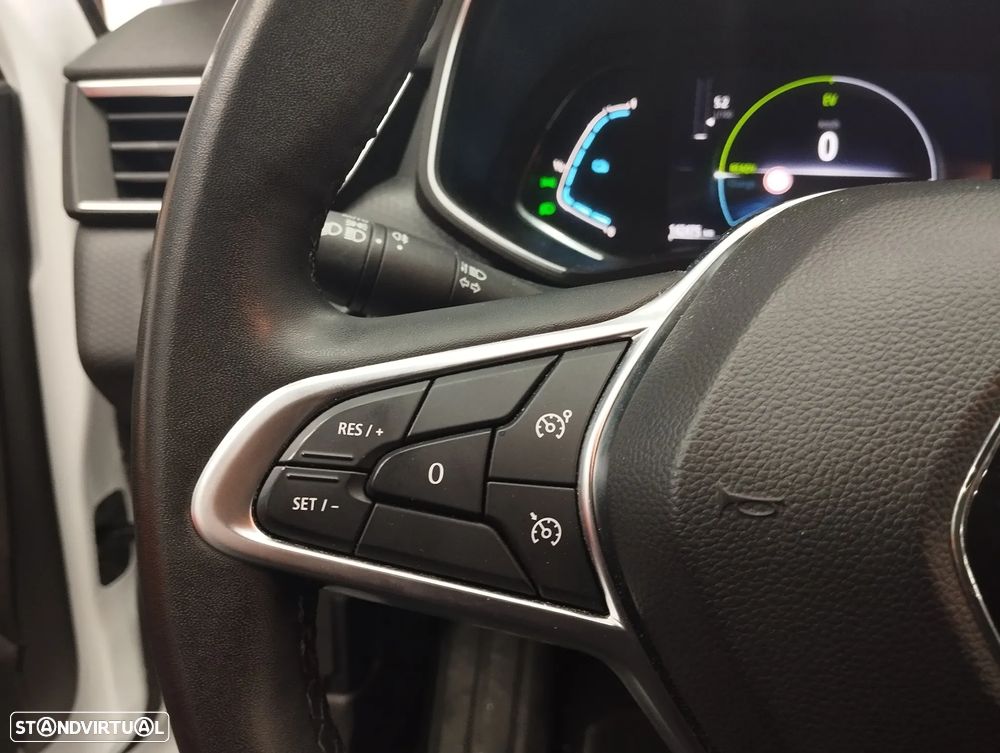 Renault Clio 1.6 E-Tech Intens - 18