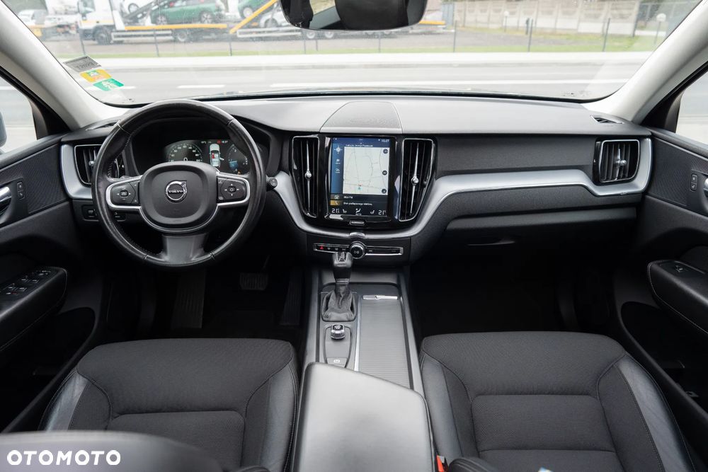 Volvo XC 60 D4 Geartronic Momentum Pro - 27