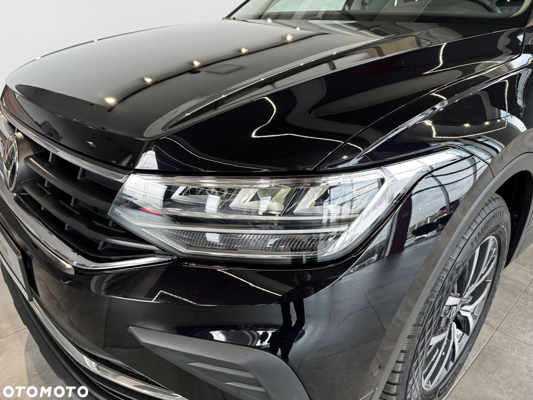 Volkswagen Tiguan - 10