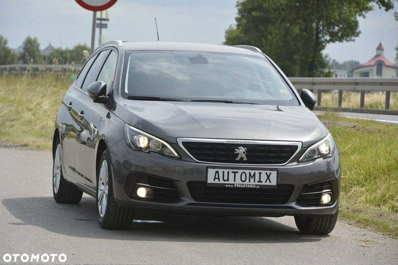 Peugeot 308 SW PureTech 110 Stop & Start Style - 10