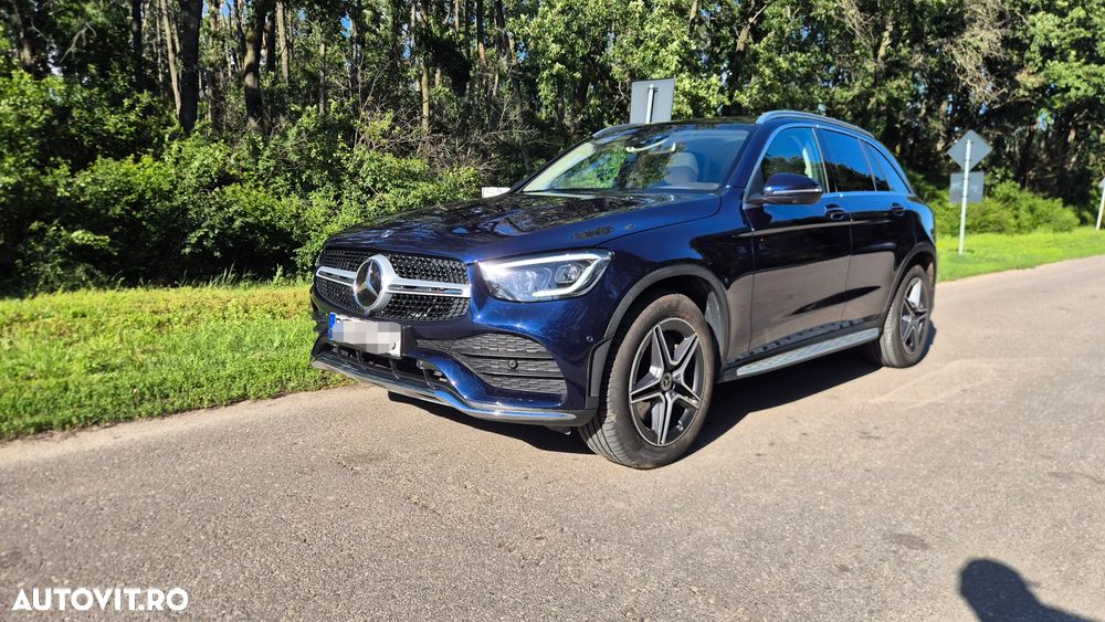 Mercedes-Benz GLC 300 4MATIC MHEV - 2