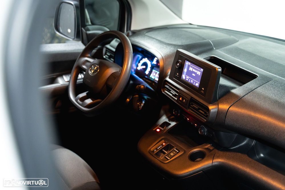 Toyota Proace City - 12