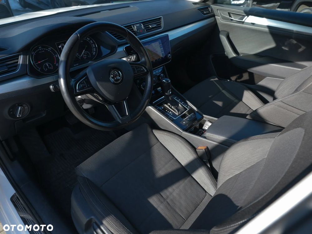 Skoda Superb 2.0 TDI Ambition DSG7 - 12