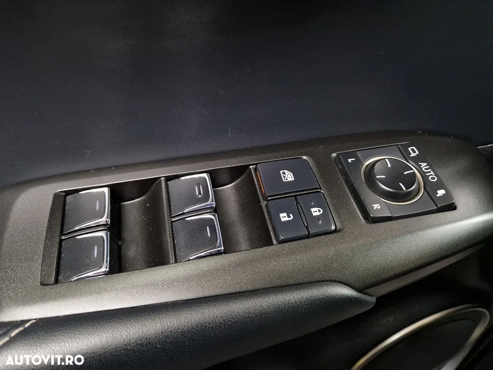 Lexus Seria NX 300h AWD Business - 16