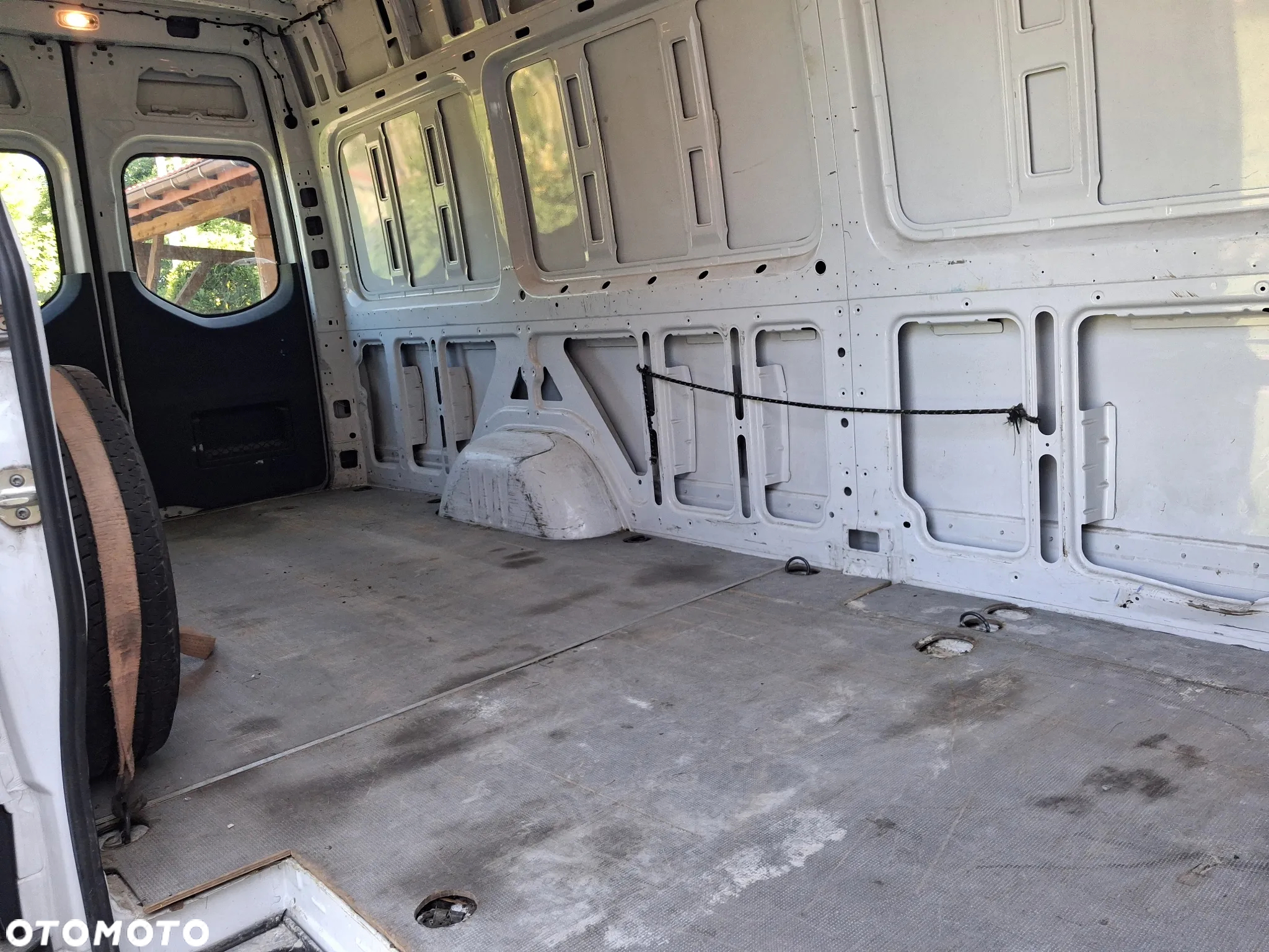 Mercedes-Benz Sprinter - 7