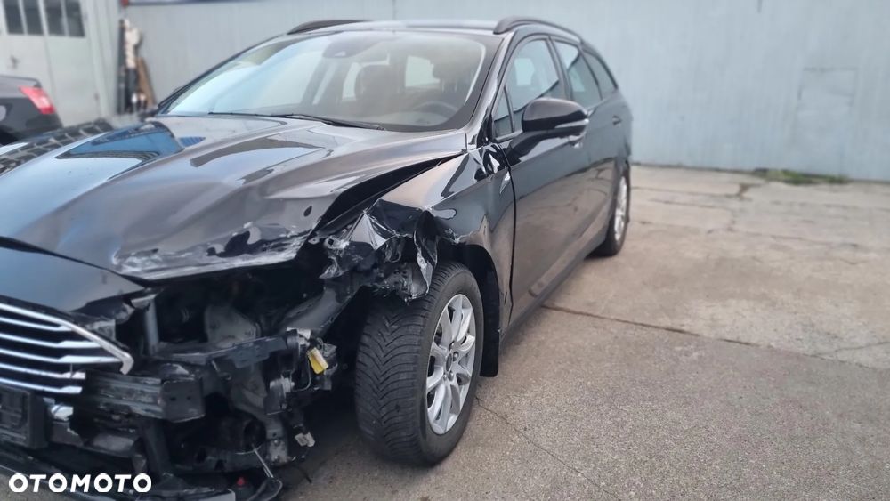 Ford Mondeo 2.0 Hybrid Trend - 2