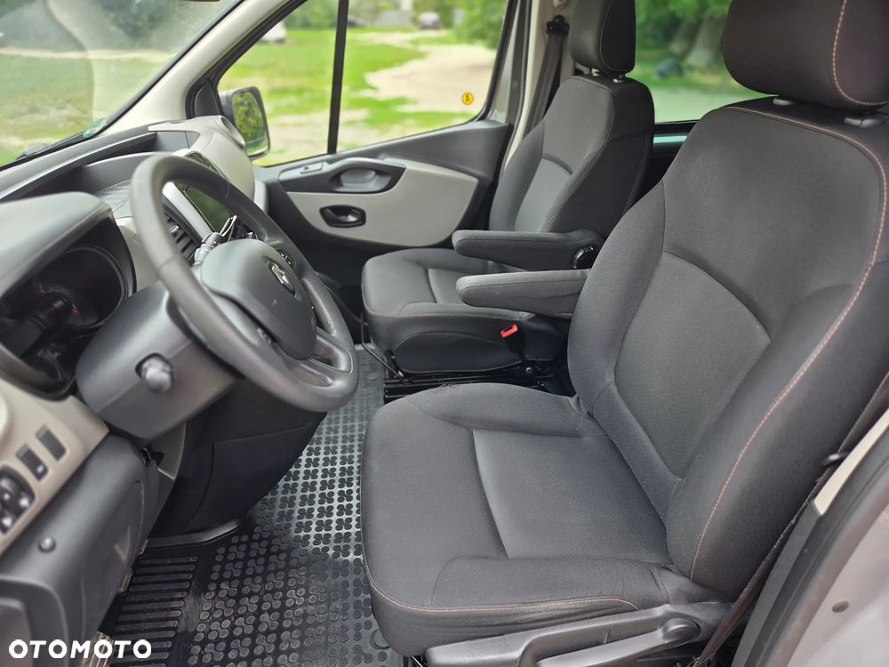 Renault Trafic - 21