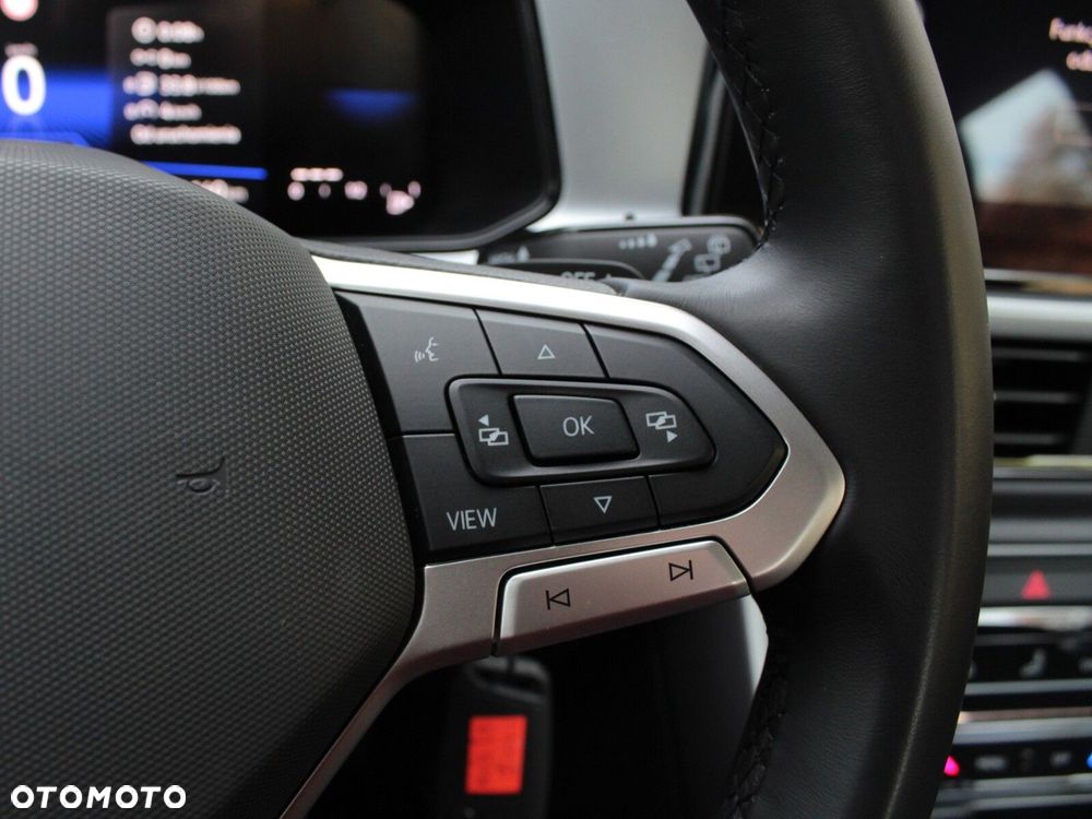 Volkswagen T-Roc 1.5 TSI Life DSG - 21