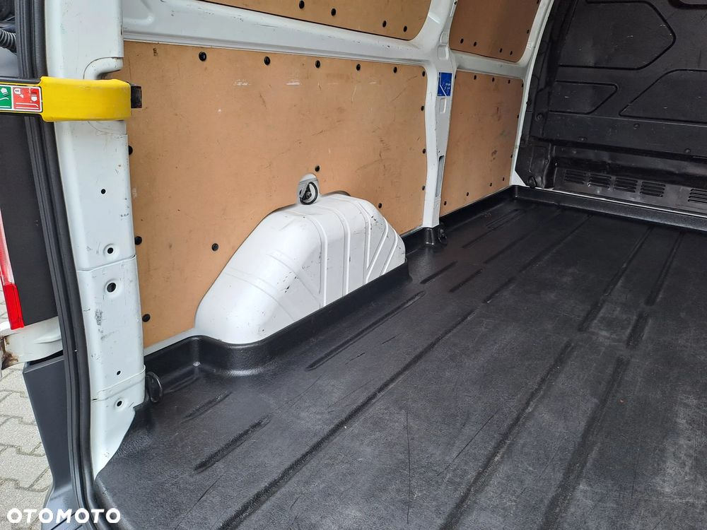 Ford Transit Custom 2.2 TDCI L2H2 - 10