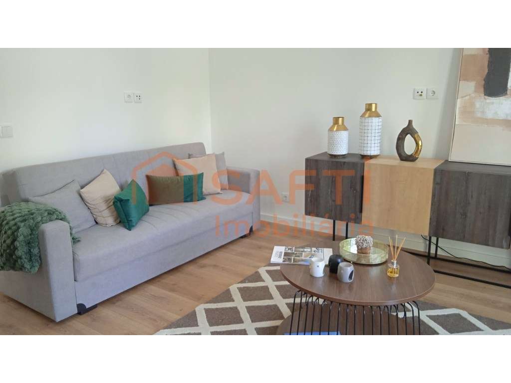 Apartamento T3 com varanda, remodelado - Grande imagem: 4/9