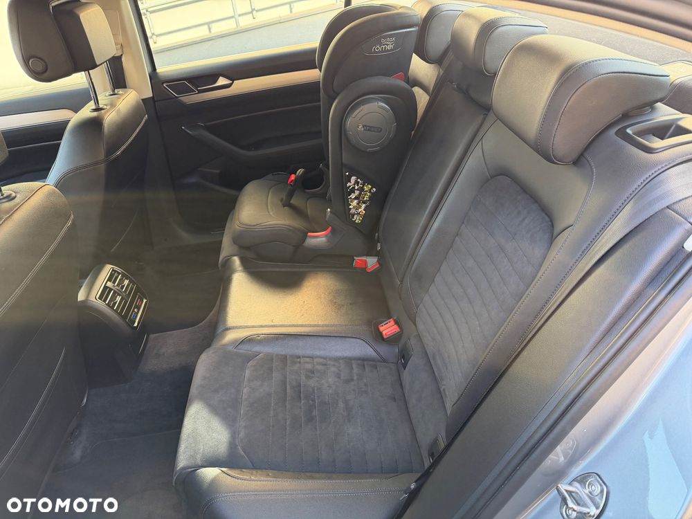 Volkswagen Passat 2.0 TDI BMT Highline DSG7 - 14