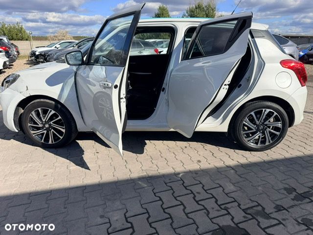 Suzuki Swift 1.2 Dualjet Hybrid CVT Comfort - 13