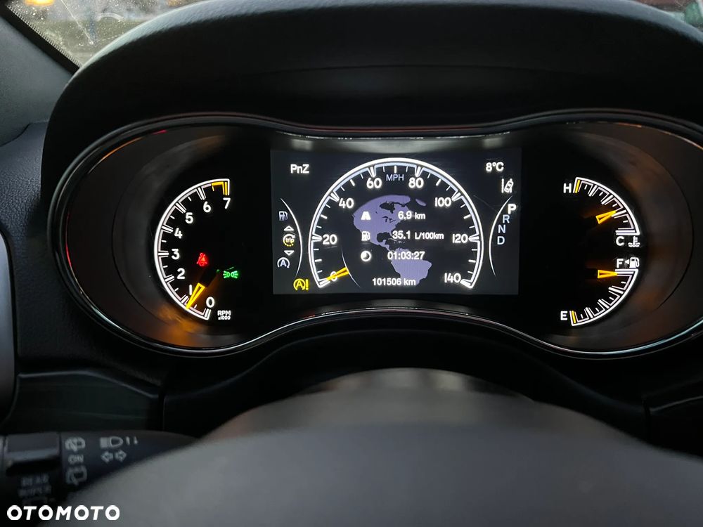 Jeep Grand Cherokee - 9