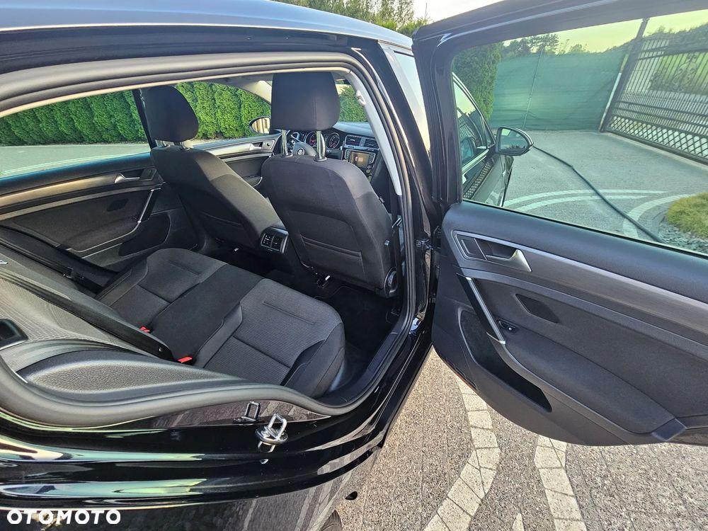 Volkswagen Golf VII 1.6 TDI BMT Comfortline - 10