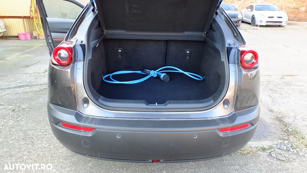 Mazda MX-30 e-SKYACTIV FIRST EDITION - 26