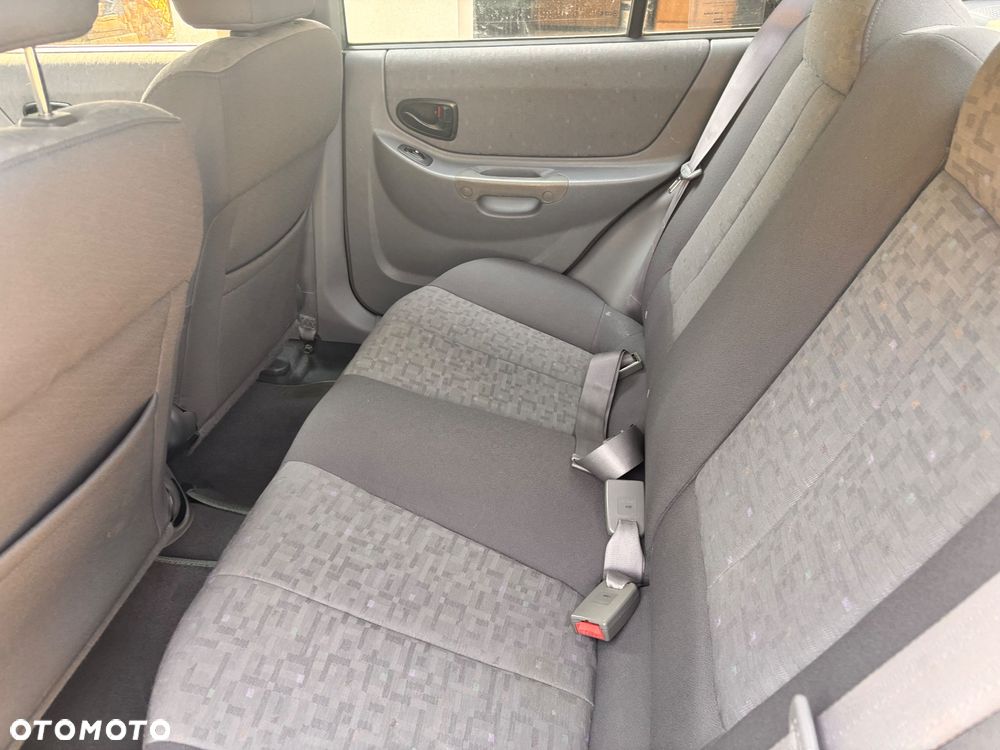 Hyundai Accent - 7