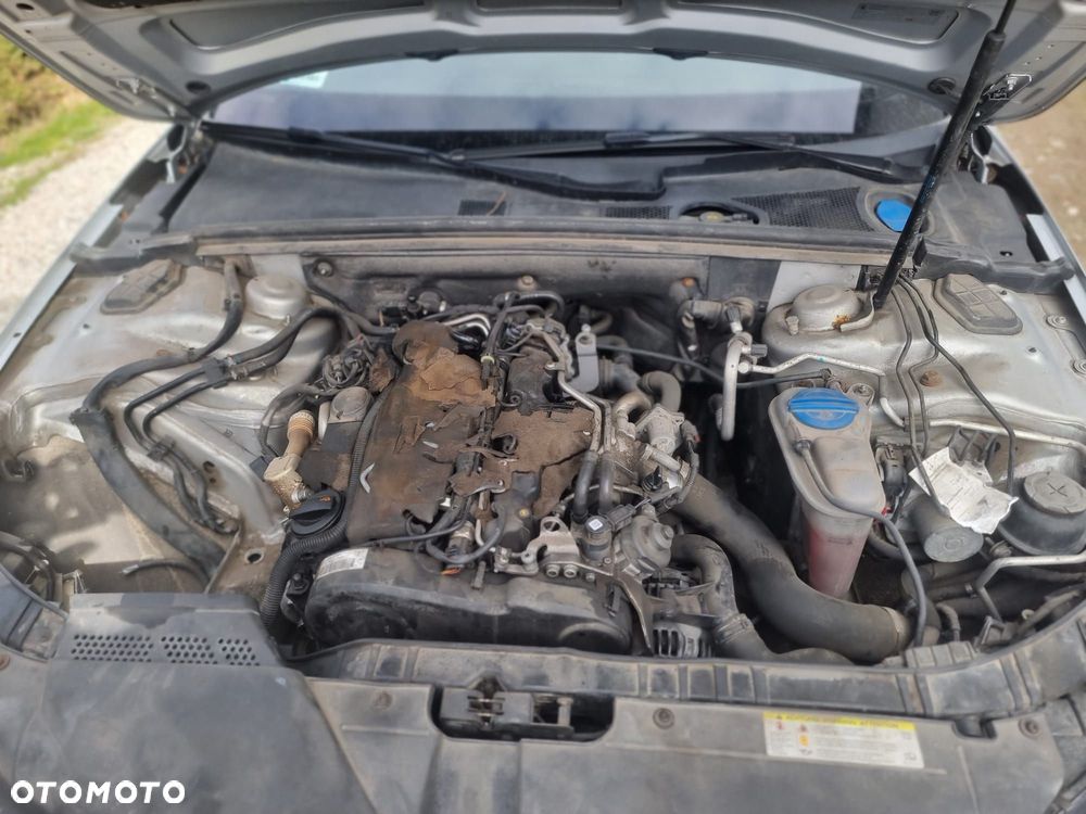 Audi A4 Avant 2.0 TDI - 8