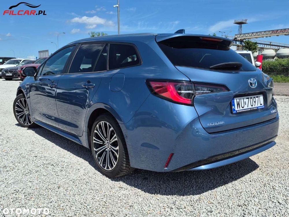 Toyota Corolla - 4