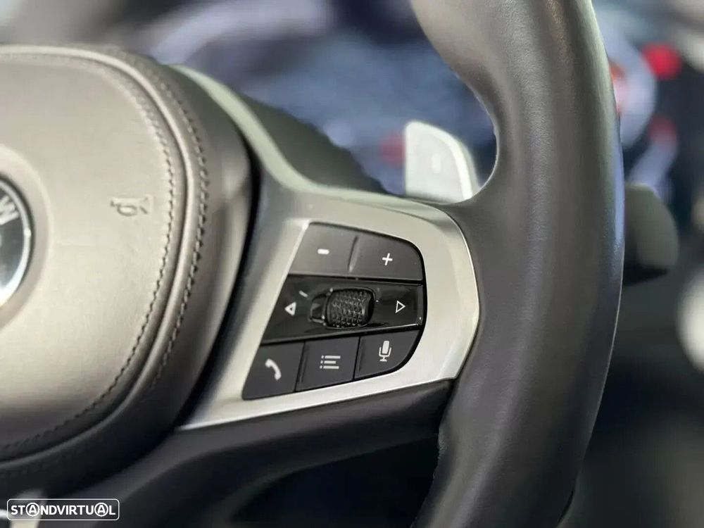 BMW 420 d Pack Desportivo M Auto - 32