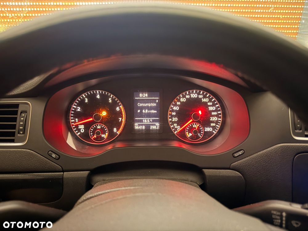 Volkswagen Jetta - 13