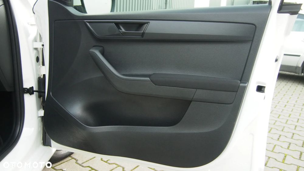 Skoda Fabia 1.0 MPI Active - 26