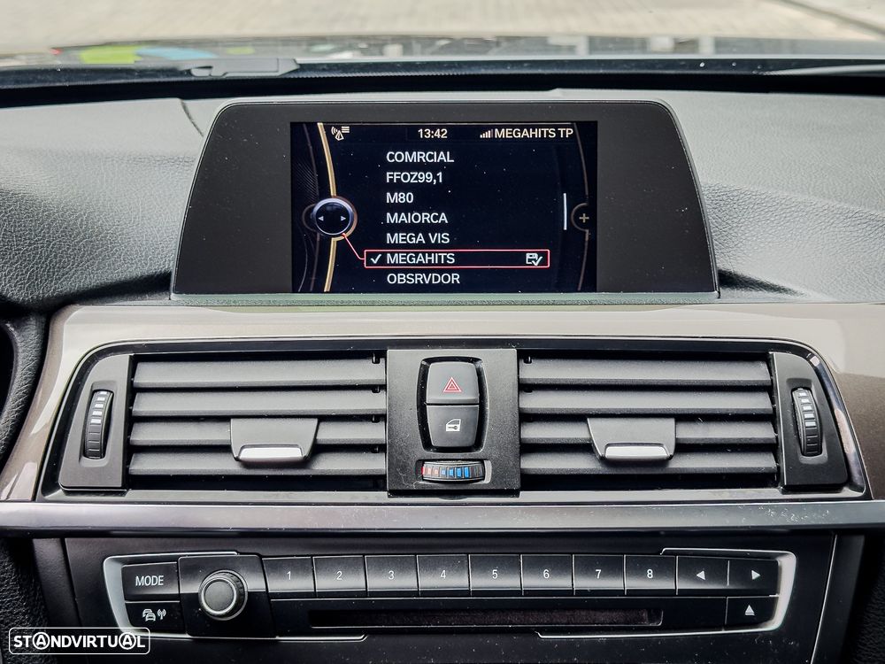 BMW 320 d Auto Line Modern - 22