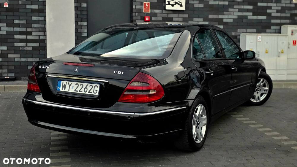 Mercedes-Benz Klasa E 320 CDI Elegance DPF - 7