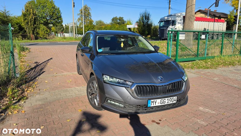 Skoda Octavia 2.0 TDI Tour - 35