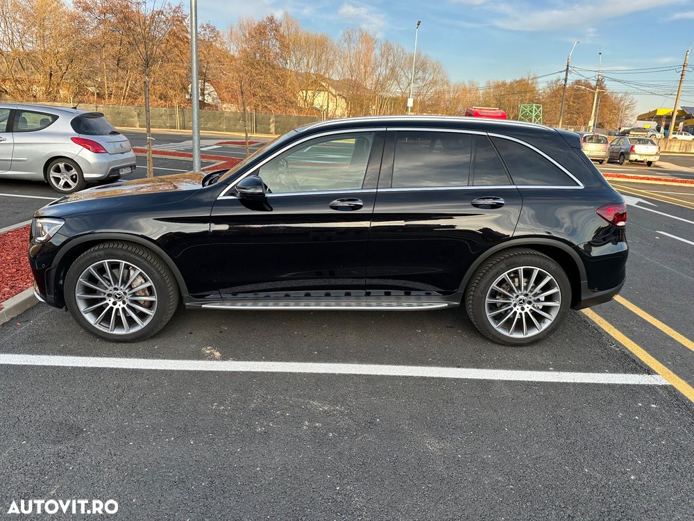 Mercedes-Benz GLC 220 d 4MATIC 9G-TRONIC AMG Line Plus - 9