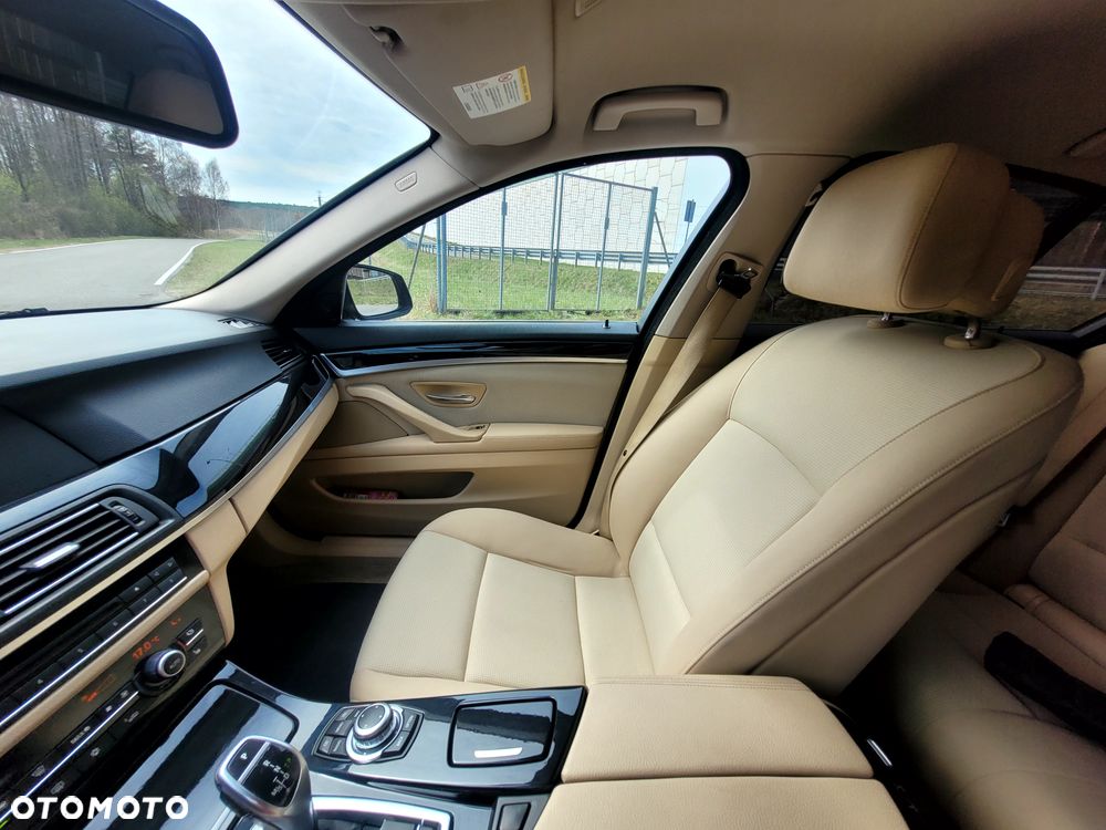 BMW Seria 5 520d - 17
