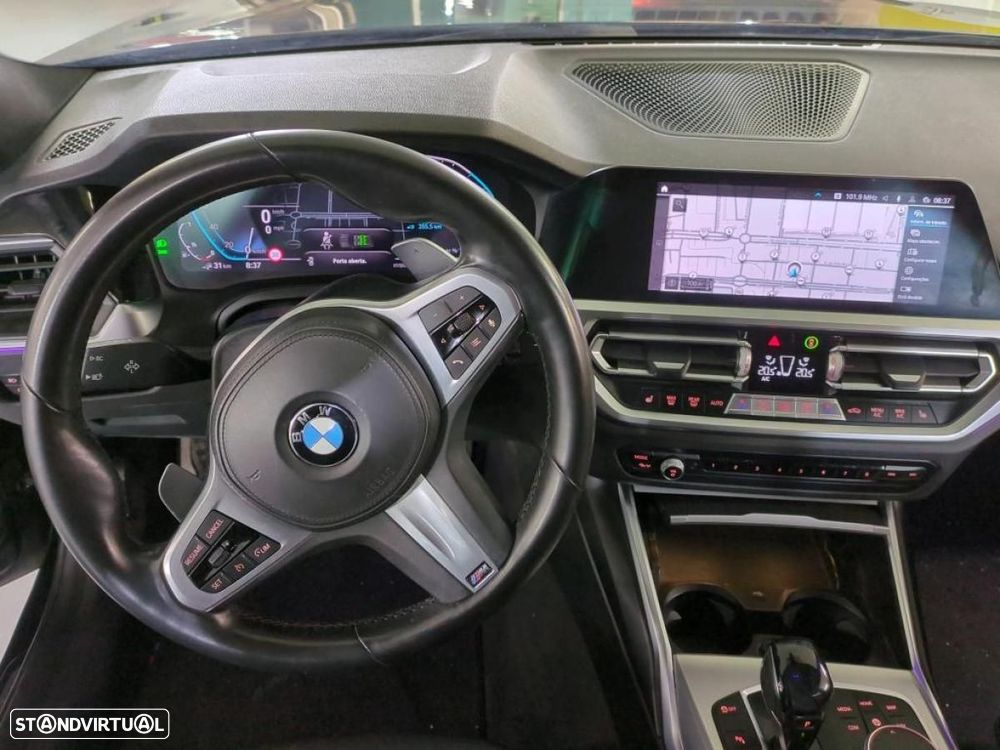 BMW 330 e Pack Desportivo M Auto - 7