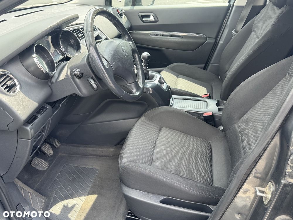 Peugeot 5008 HDI FAP 110 Platinum - 20