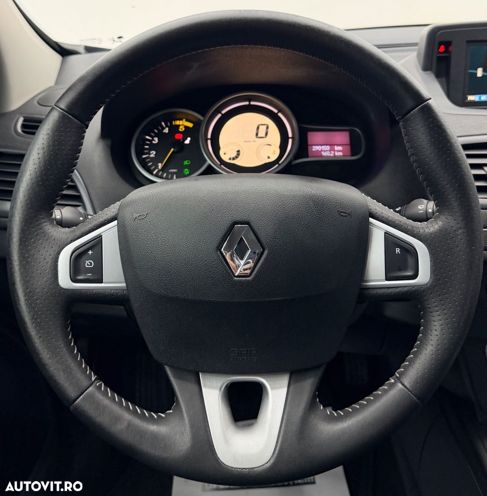 Renault Megane ENERGY dCi 110 EXPERIENCE - 29